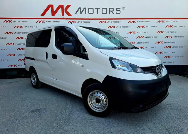 Nissan NV200